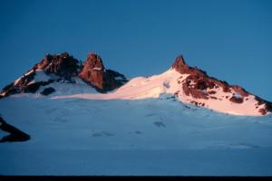 Mohler Tooth and Jeff Park Glacier, early AM light