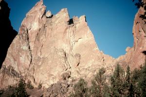 Smith Rock  Sky Chimney Route and Asterisk Pass aug01